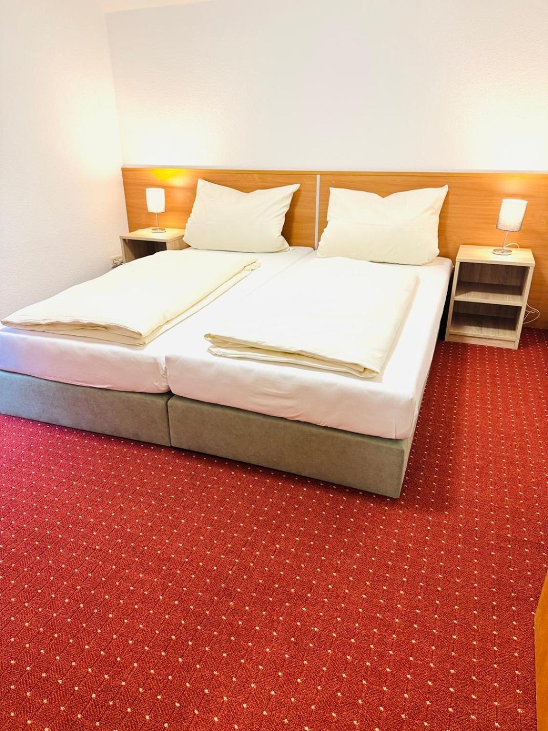 Hotel Am Weyerhof Kerpen  Eksteriør bilde